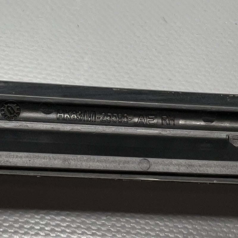 HK83M25596-AE JAGUAR F-PACE DOOR WINDOW MOLDING RIGHT REAR 2017 18 19 20 21 2022 HK83M25596-AE