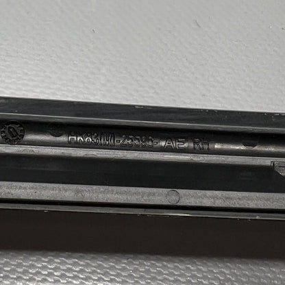 HK83M25596-AE JAGUAR F-PACE DOOR WINDOW MOLDING RIGHT REAR 2017 18 19 20 21 2022 HK83M25596-AE