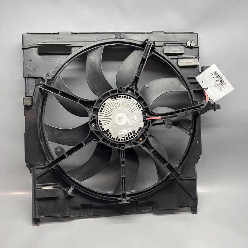BMW X5 X6 RADIATOR COOLING FAN 2014 2015 2016 2017 2018 OEM 7634608