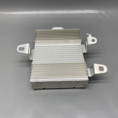 1507152-00-A TESLA MODEL Y AUDIO AMPLIFIER 2020 2021 2022 2023 OEM 1507152-00-A