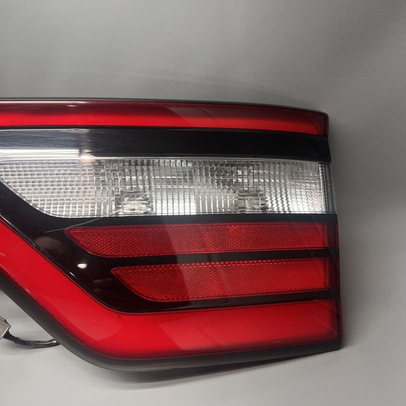 DODGE DURANGO LIFTGATE TAIL LIGHT 2014 15 16 17 18 19 20 21 22 2023 68