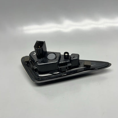 1125107-00-B TESLA MODEL 3 FENDER CAMERA MARKER RIGHT 2017 2018 2019 2020 2021 1125107-00-B