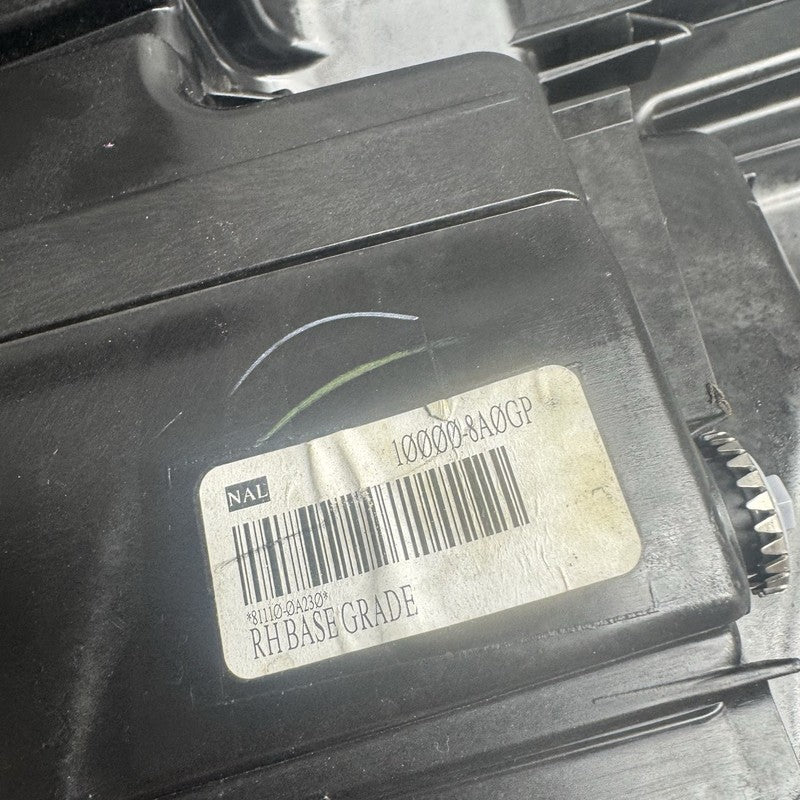 81110-0a230 2022 2023 2024 TOYOTA COROLLA CROSS HEADLIGHT RIGHT PASSENGER LED OEM 