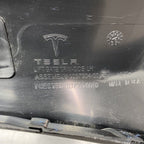 1037904-00-E TESLA MODEL X LIFTGATE TRIM LEFT 2016 2017 2018 2019 2020 OEM 1037904-00-E