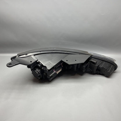 92101-F3500 HYUNDAI ELANTRA HEADLIGHT LEFT DRIVER 92101-F3500 2019 2020 HALOGEN OEM 