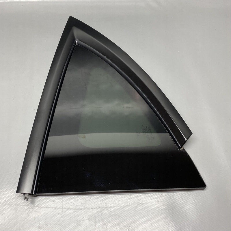 1495740-99-H TESLA MODEL Y QUARTER GLASS LEFT REAR 2020 2021 2022 2023 OEM 1495740-99-H