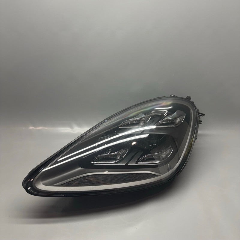 PORSCHE CAYENNE GTS HEADLIGHT LEFT DRIVER 2019 2020 2021 2022 9Y094110