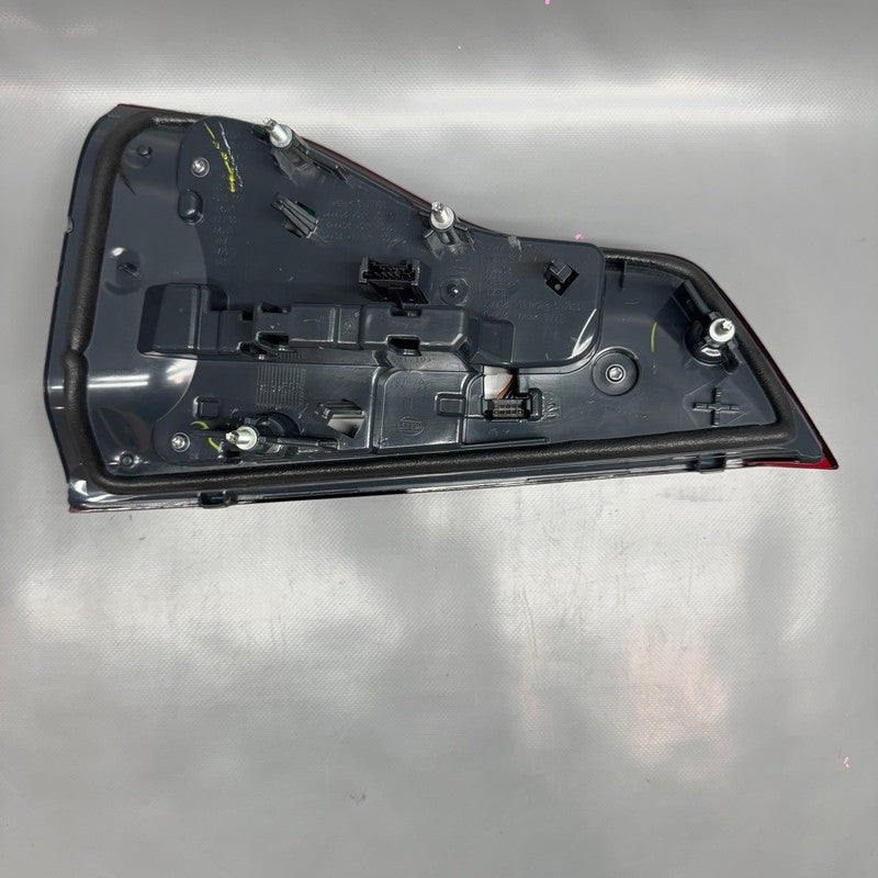 BMW X3 TAIL LIGHT INNER LEFT DRIVER 2018 2019 2020 2021 LED OEM H77408
