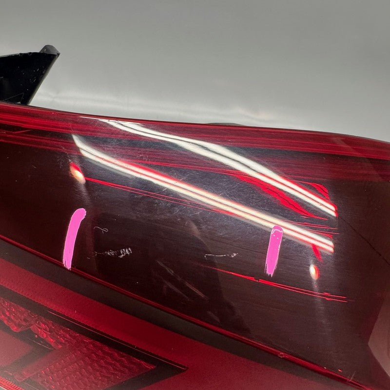 HYUNDAI ELANTRA TAIL LIGHT RIGHT PASSENGER  2019 2020 OEM