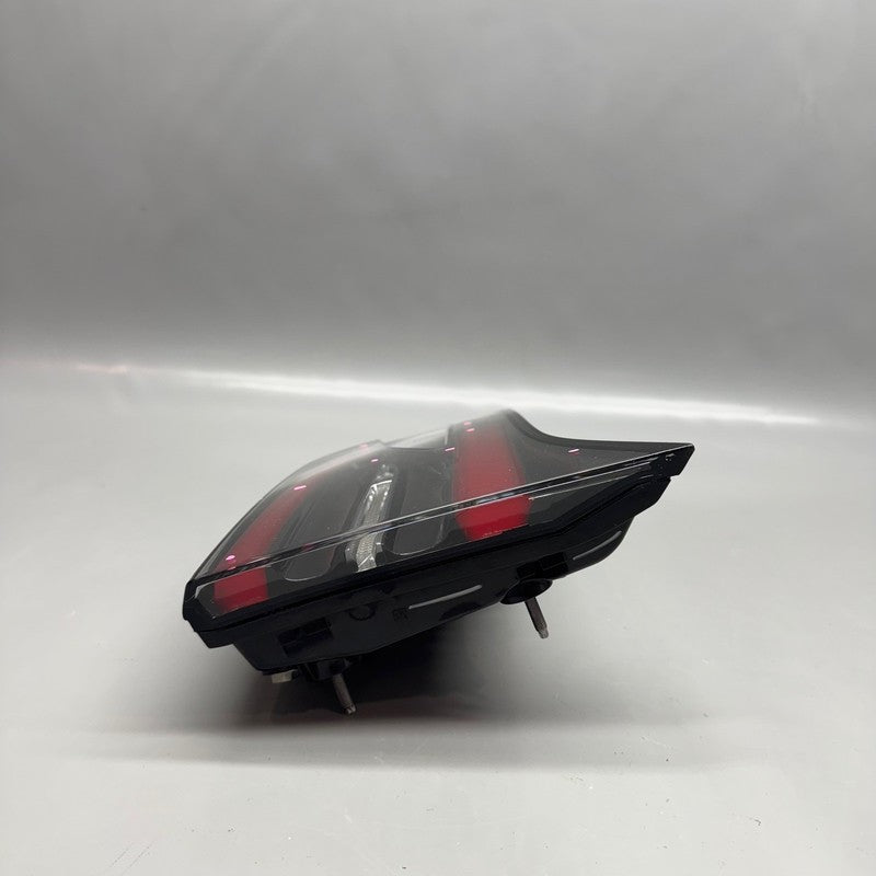 TESLA MODEL X TAIL LIGHT LEFT DRIVER 2016 2017 2018 2019 2020 OEM 1034