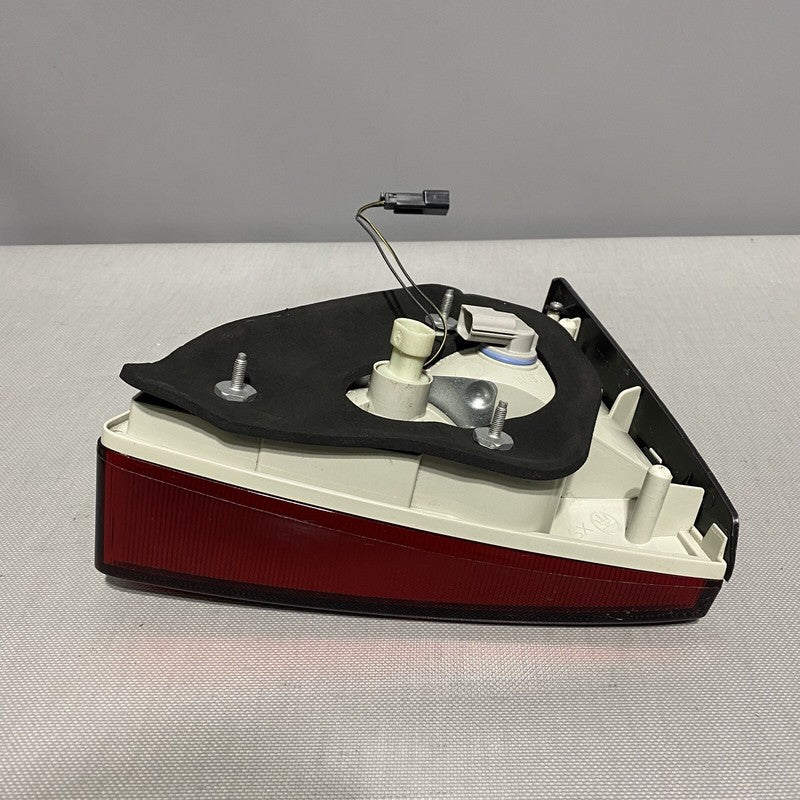 285758 MASERATI GRAN TURISMO TAIL LIGHT INNER LEFT DRIVER LED 2013 2014 2015 2016 2017 