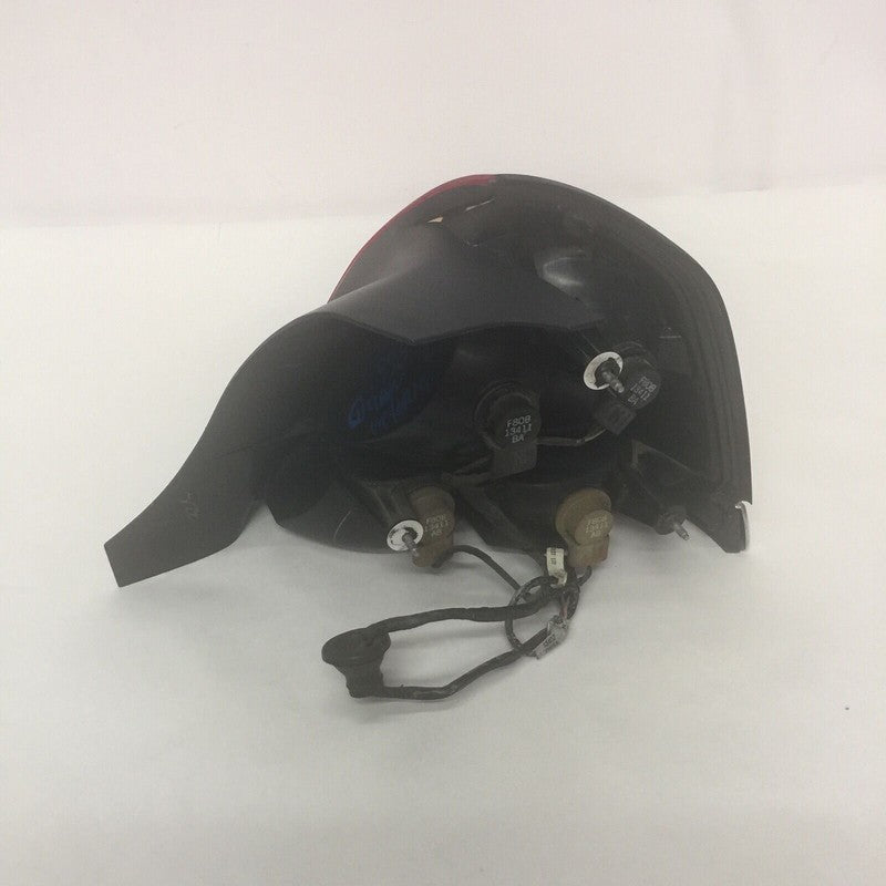 F8AX-13441-A FORD CROWN VICTORIA TAIL LIGHT LEFT SIDE 1998 1999 2000 2001 2002 2003 OEM