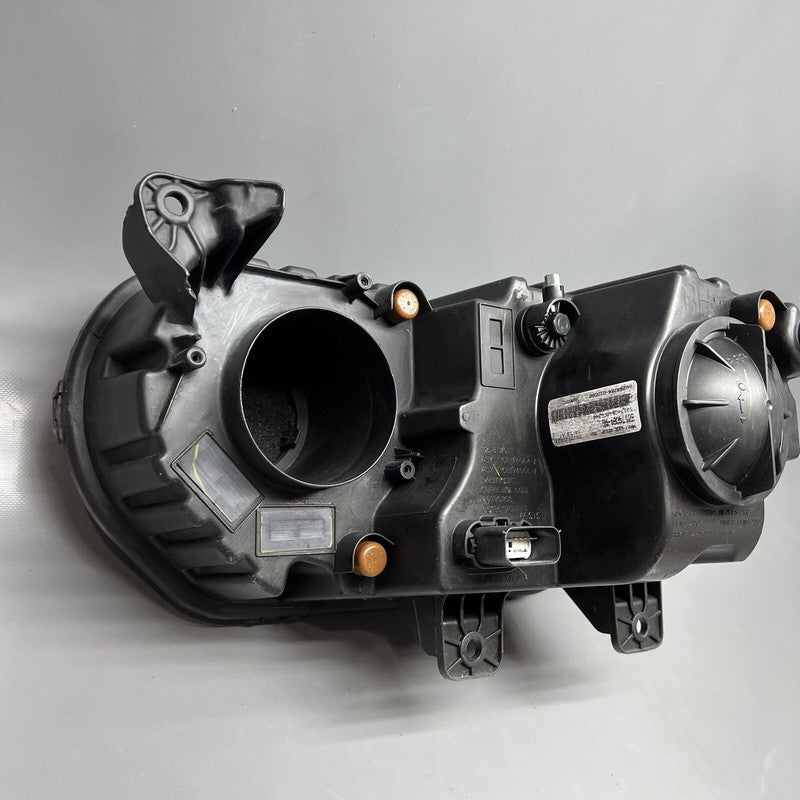 DODGE CHALLENGER HEADLIGHT RIGHT PASSENGER 2019 2020 2021 2022 2023 HALOGEN OEM 