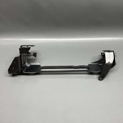 4KE820195AC AUDI E-TRON AC COMPRESSOR BRACKET UPPER 2019 2020 2021 2022 2023 4KE820195AC