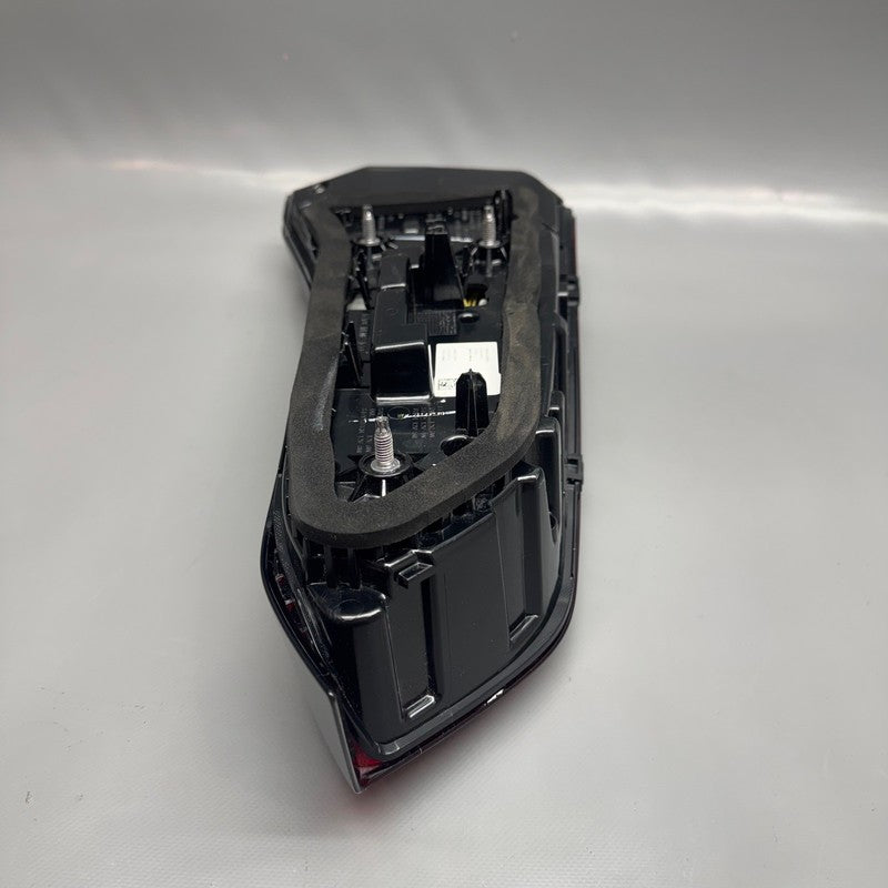BMW X5 TAIL LIGHT INNER RIGHT PASSENGER LED 2019 2020 2021 2022 2023 O