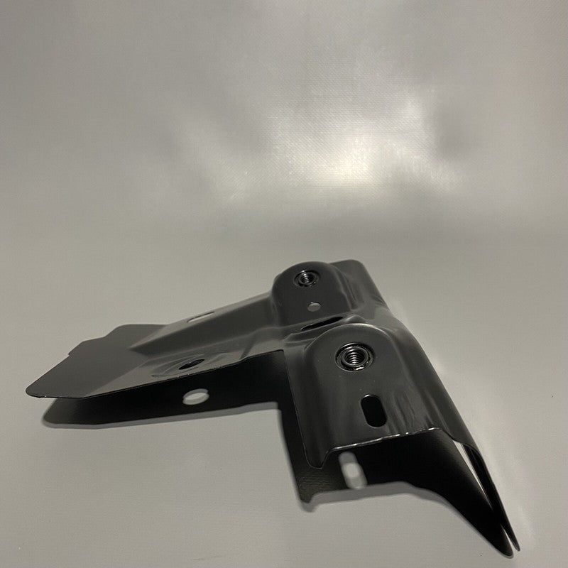 1095609-00-E TESLA MODEL 3 BIW REAR FASCIA RIGHT BRACKET 1095609-00-E 2017 2018 2019 2020 OEM