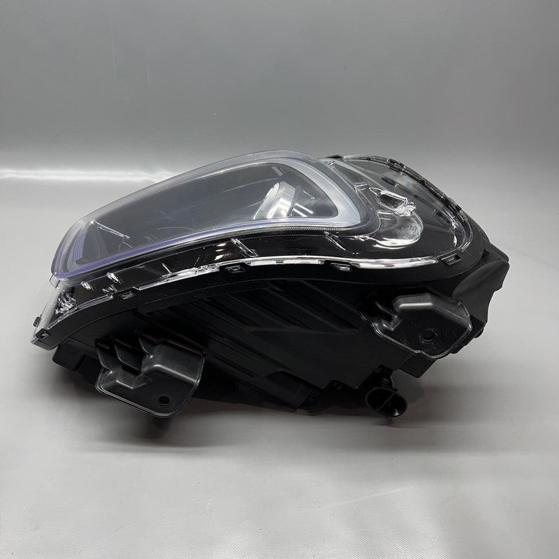 HYUNDAI VENUE HEADLIGHT RIGHT PASSENGER 2020 2021 2022 2023 2024 HALOG