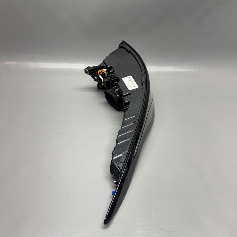 RANGE ROVER EVOQUE TAIL LIGHT LEFT DRIVER 2020 2021 2022 2023 OEM LR17