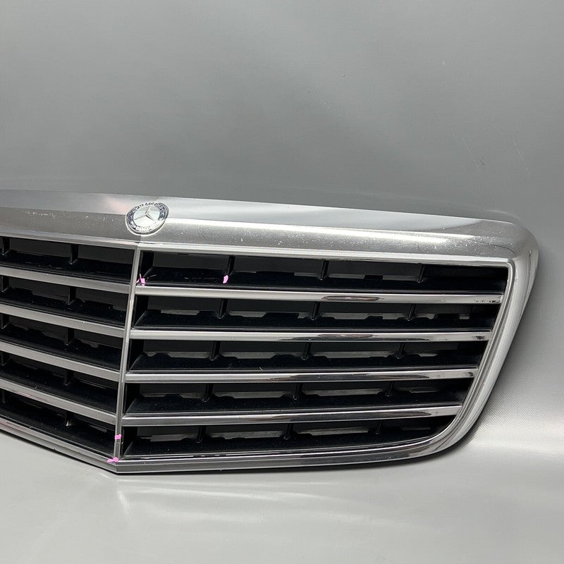 A2118801783 MERCEDES BENZ E350 GRILLE E550 2007 2008 2009 OEM A2118801783