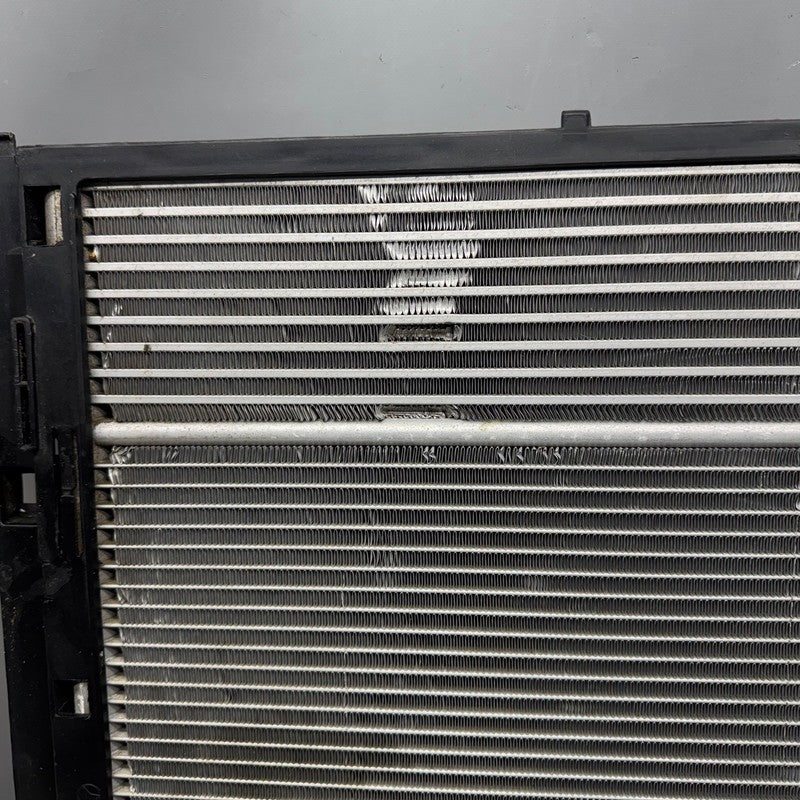 MERCEDES BENZ GL450 GL550 RADIATOR 2013 2014-2016 2017 2018 2019 OEM A
