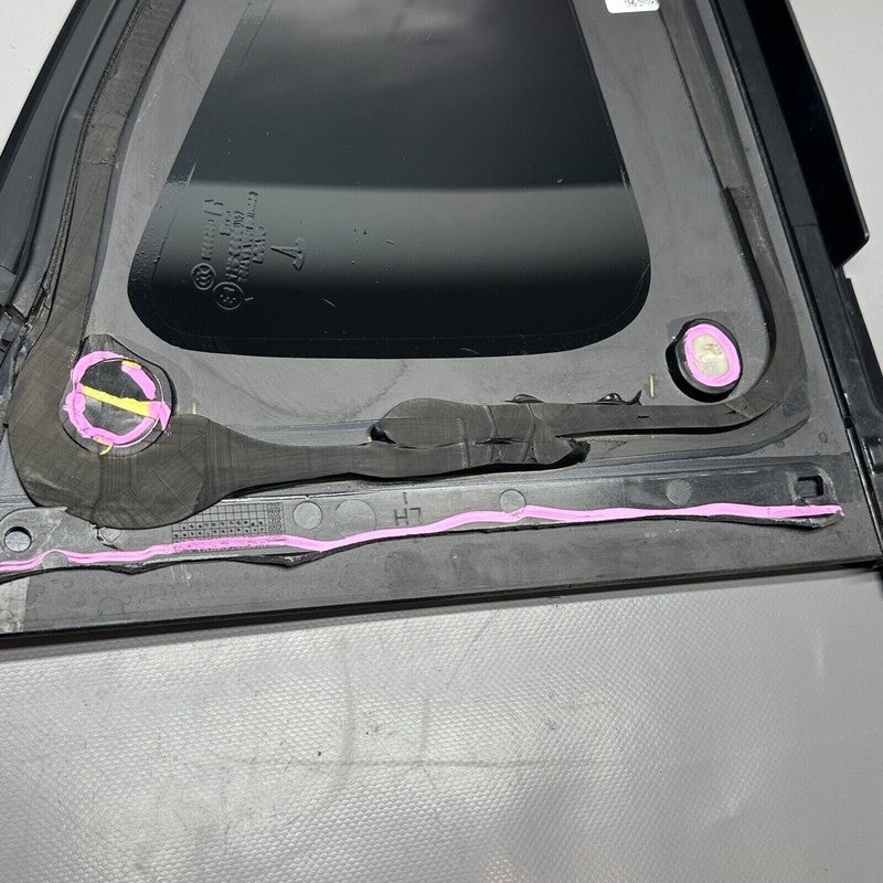 1495741-00-H TESLA MODEL Y QUARTER GLASS LEFT REAR 2020 2021 2022 2023 OEM 1495741-00-H