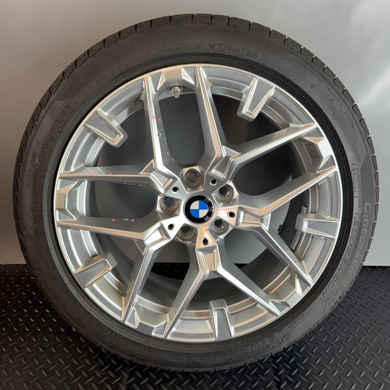 BMW 330i WHEEL RIM 18 INCH 2024 2025 OEM 5A7C687