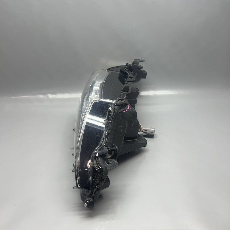 TOYOTA CAMRY HEADLIGHT RIGHT PASSENGER 2018 2019 2020 OEM