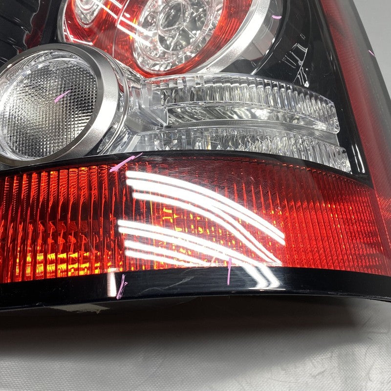 A056008 RANGE ROVER SPORT TAIL LIGHT RIGHT PASSENGER SIDE A056008 2010 2011 OEM