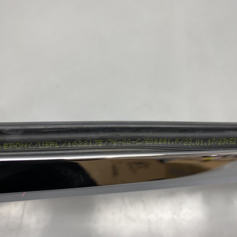 1032175-00-C TESLA MODEL X DOOR WINDOW MOLDING RIGHT FRONT 2016 17 18 19 2020 1032175-00-C