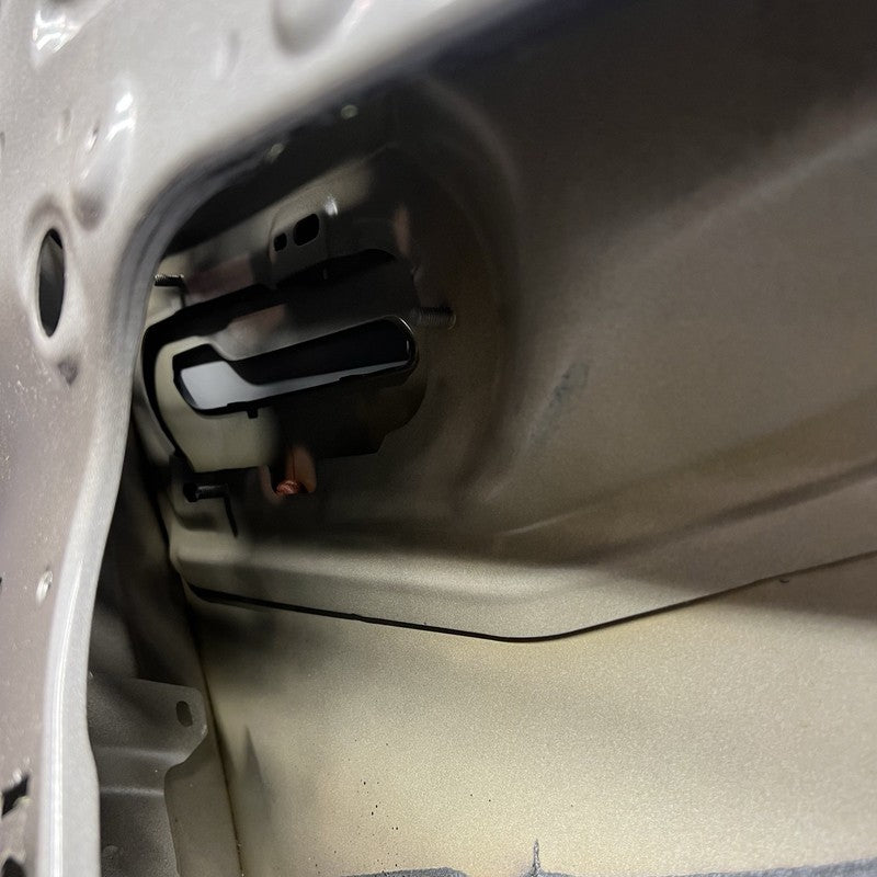 MODEL 3 TESLA MODEL 3 DOOR LEFT REAR 2024 2025 OEM DAMAGED 