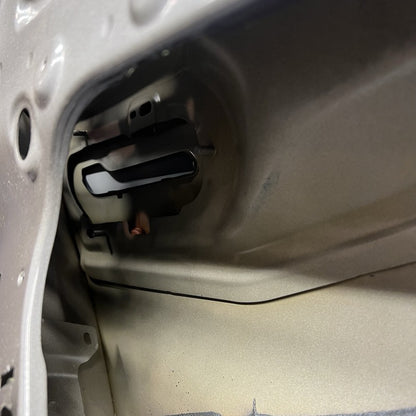 MODEL 3 TESLA MODEL 3 DOOR LEFT REAR 2024 2025 OEM DAMAGED 