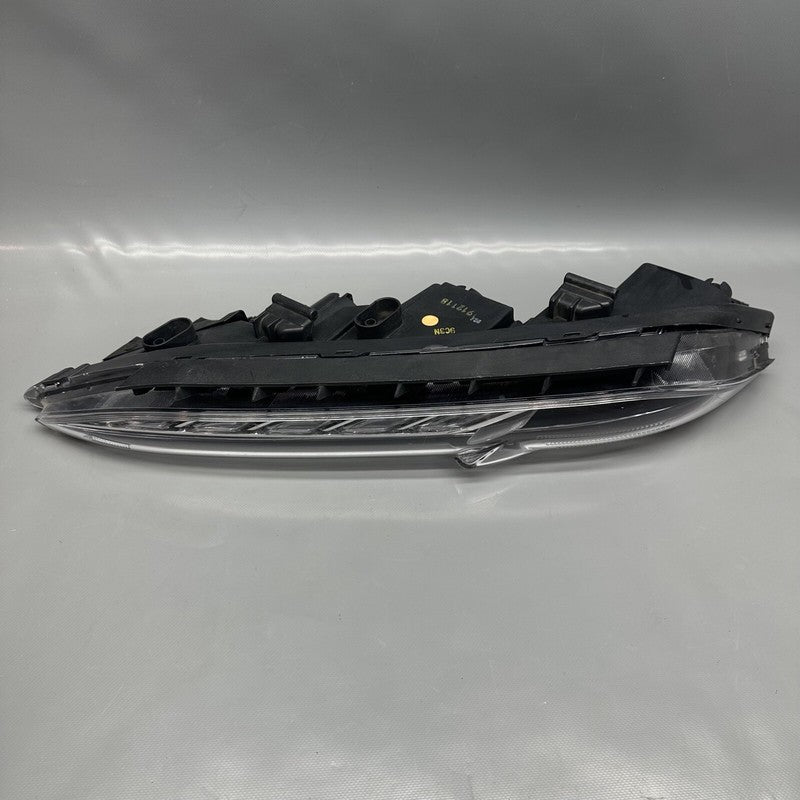 92208-J9010 HYUNDAI KONA DAYTIME RUNNING LIGHT RIGHT 2018 2019 2020 2021 OEM 92208-J9010