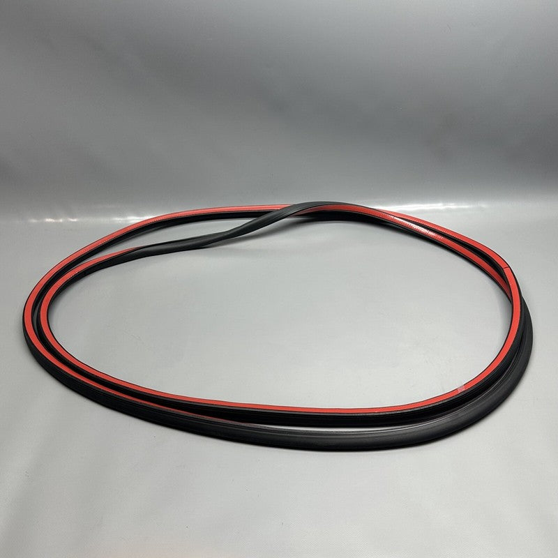 4KE-837-912-A AUDI E-TRON DOOR SEAL RIGHT FRONT 2020 2021 2022 2023 OEM 4KE-837-912-A