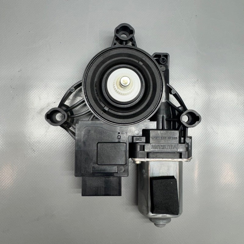 BMW 330 M340 DOOR WINDOW MOTOR LEFT FRONT 2019 2020 2021 2022 2023 202