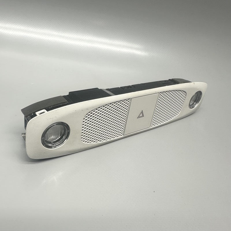 1092573-00-L TESLA MODEL 3 OVERHEAD CONSOLE DOME LIGHT 2017 2018 2019 2020 2021 2022 2023