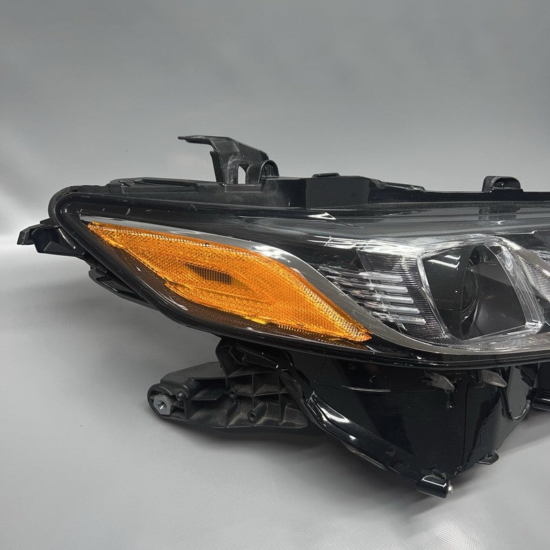 TOYOTA CAMRY HEADLIGHT RIGHT PASSENGER 2018 2019 2020 2021 2022 LED OEM