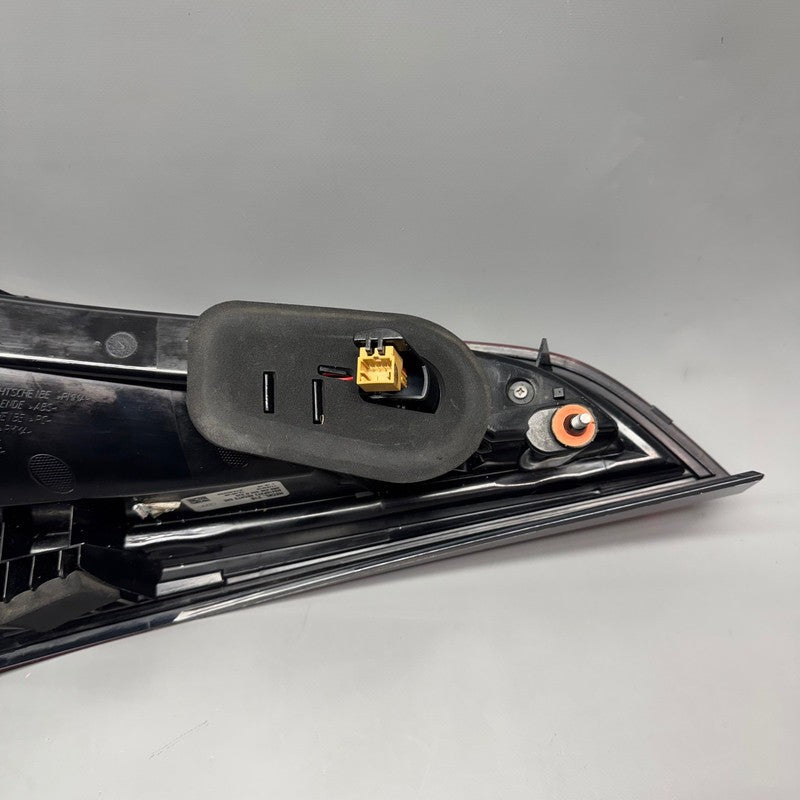 AUDI Q5 TAIL LIGHT RIGHT PASSENGER 2013 2014 2015 2016 2017 LED OEM 8R