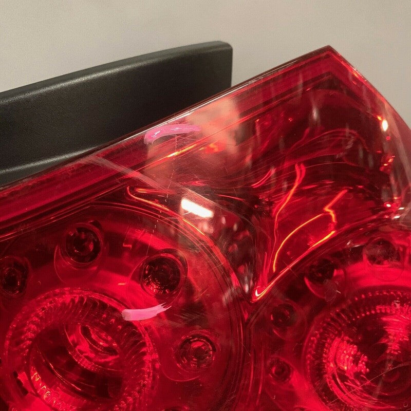 G35 INFINITI G35 TAIL LIGHT RIGHT SIDE 4-DOOR 2007 2008 2009 2010 2011 2012 LED OEM