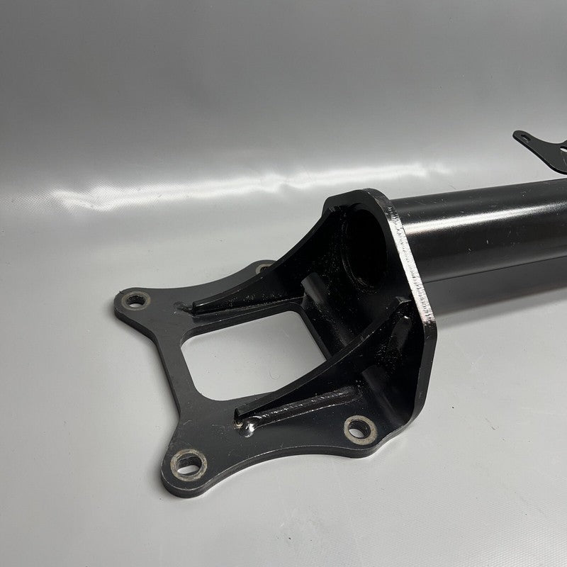 1027581-00-K TESLA MODEL X TOW HITCH REAR 2022 2023 2024 OEM 1027581-00-K