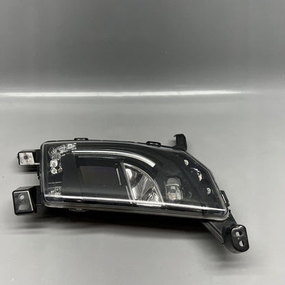 6005913-00-F TESLA MODEL S FOG LIGHT LEFT DRIVER 2016 2017 2018 2019 OEM 6005913-00-F