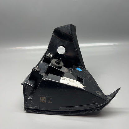 1077397-90 TESLA MODEL 3 TAIL LIGHT LEFT DRIVER 2017 18 19 20 21 22 2023 OEM 1077397-90-