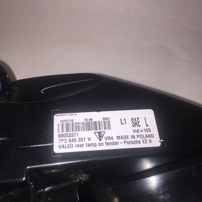 7P5945207H PORSCHE CAYENNE TAIL LIGHT LEFT DRIVER 7P5945207H 2015 2016 2017 LED OEM