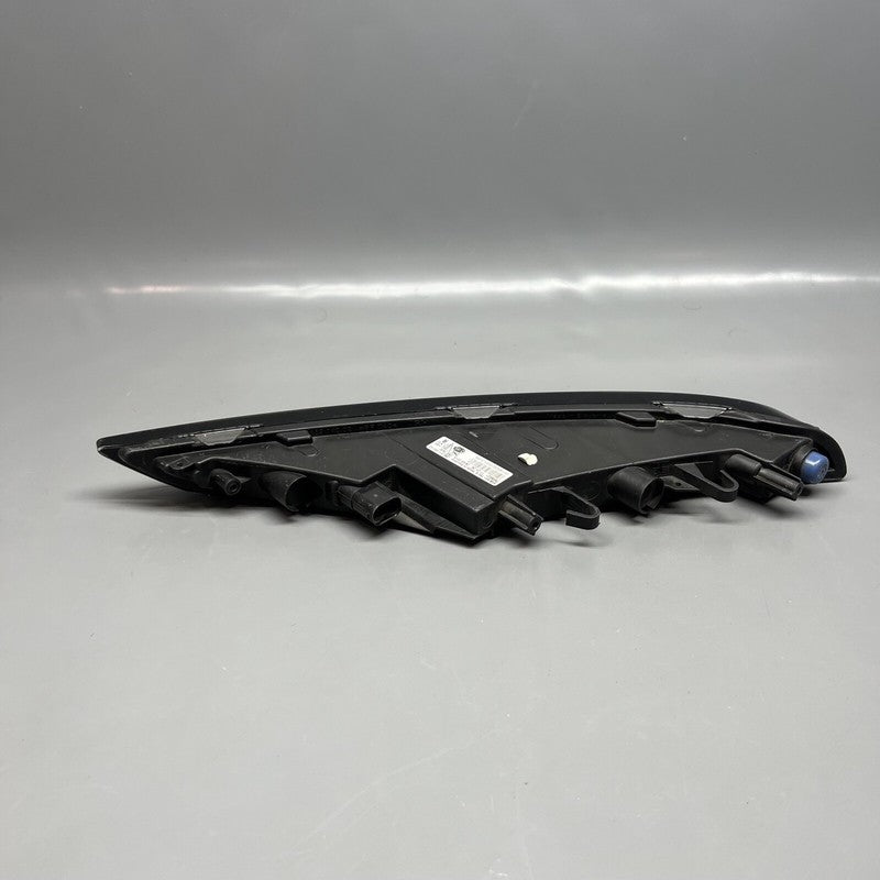 PORSCHE MACAN FOG LIGHT RIGHT PASSENGER 2015 2016 2017 2018 OEM 95B941