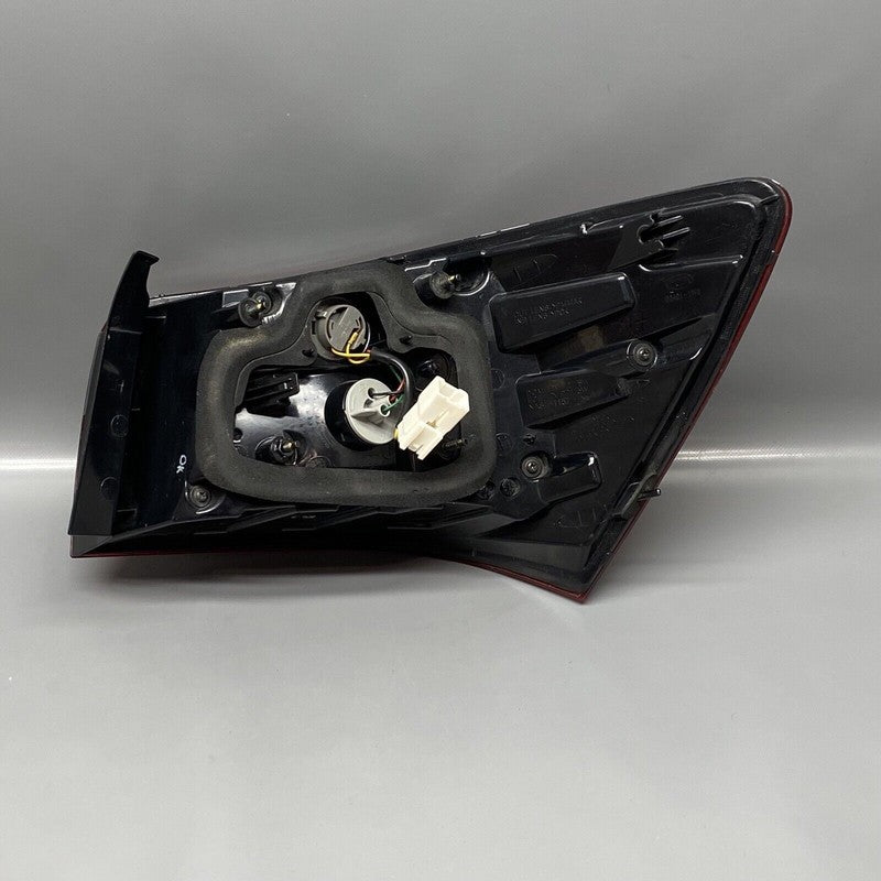 92401-1W0 KIA RIO TAIL LIGHT LEFT DRIVER 92401-1W0 2012 2013 2014 2015 2016 OEM 