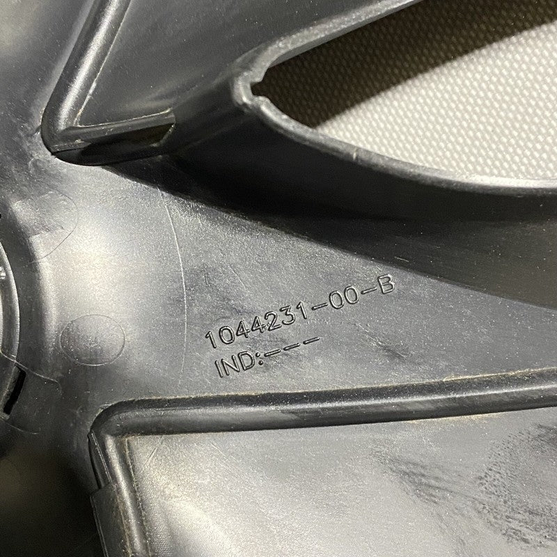 1044231-00-B TESLA MODEL 3 AERO HUBCAP WHEEL COVER 18” 1044231-00-B 2017 2018 2019 2020 OEM
