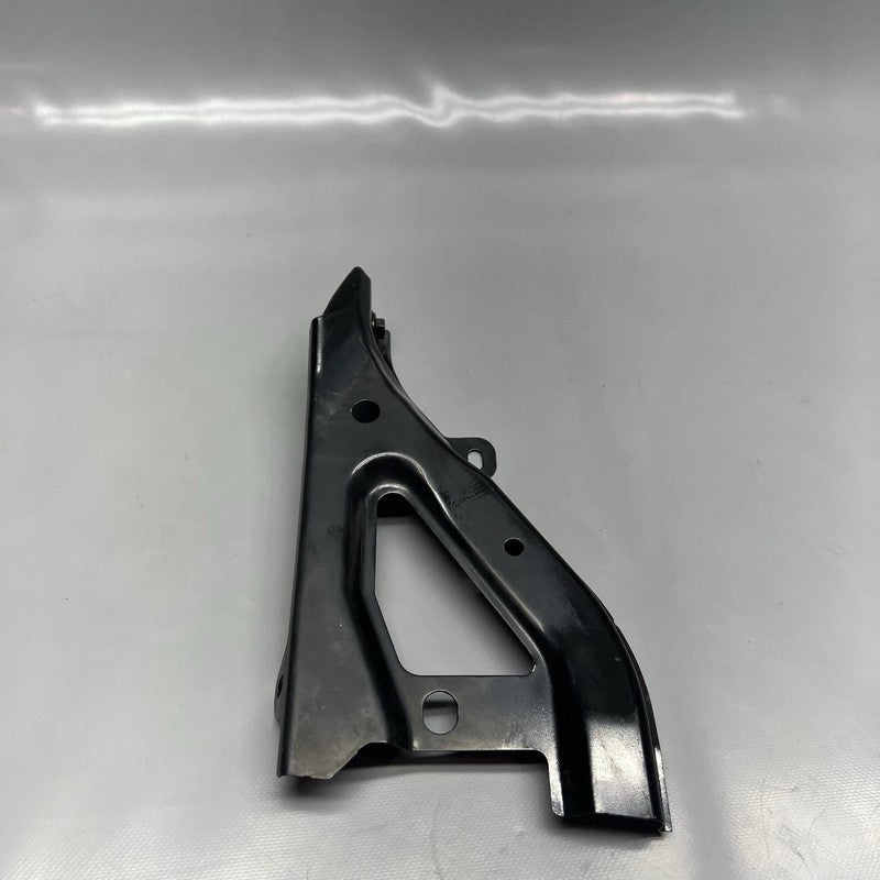 TESLA MODEL Y FENDER BRACKET RIGHT PASSENGER 2020 2021 2022 2023 OEM 