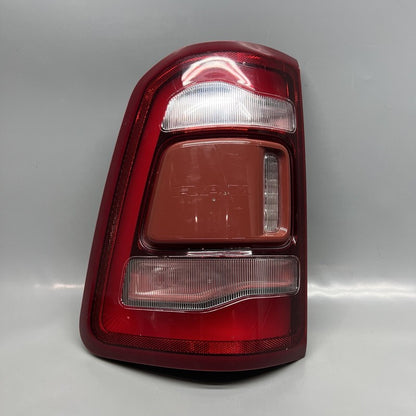 68262531AG DODGE RAM 1500 TAIL LIGHT LEFT DRIVER 2019 2020 2021 OEM 68262531AG