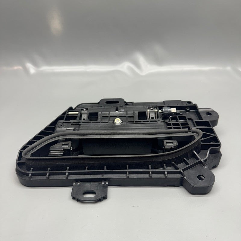 TESLA MODEL S DOOR HANDLE LEFT FRONT GEN2 2017 2018 2019 1046121-00-G