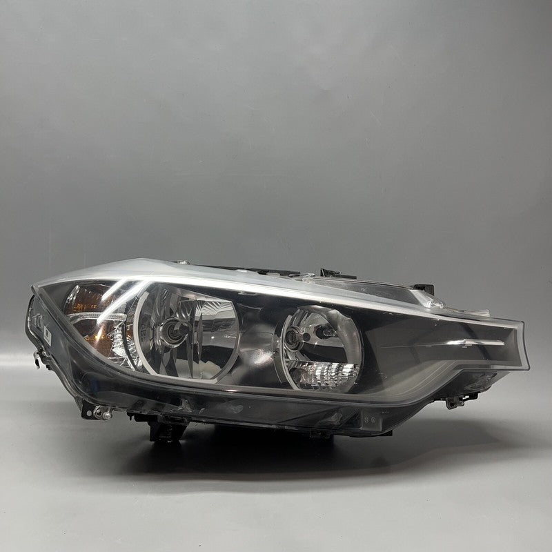 63117259550 BMW 328 HEADLIGHT RIGHT PASSENGER F30 2012 2013 2014 HALOGEN OEM 63117259550