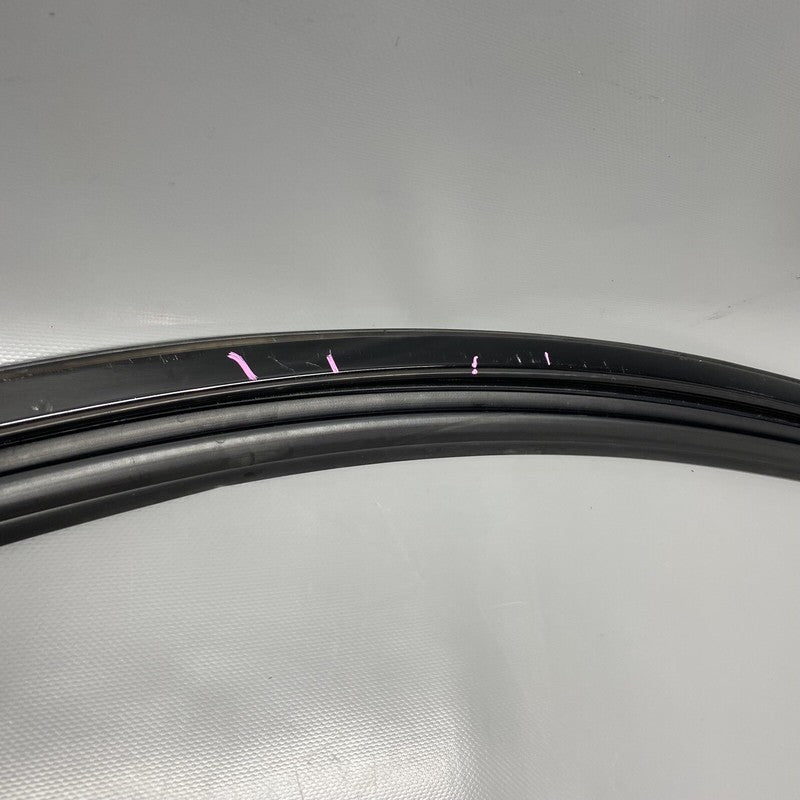 80A837432C AUDI Q5 WINDOW GUIDE RIGHT FRONT 80A837432C 2018 2019 2020 OEM